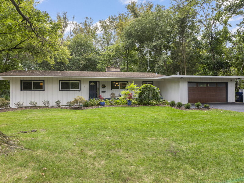 60 Golden Larch Court Naperville IL 60540