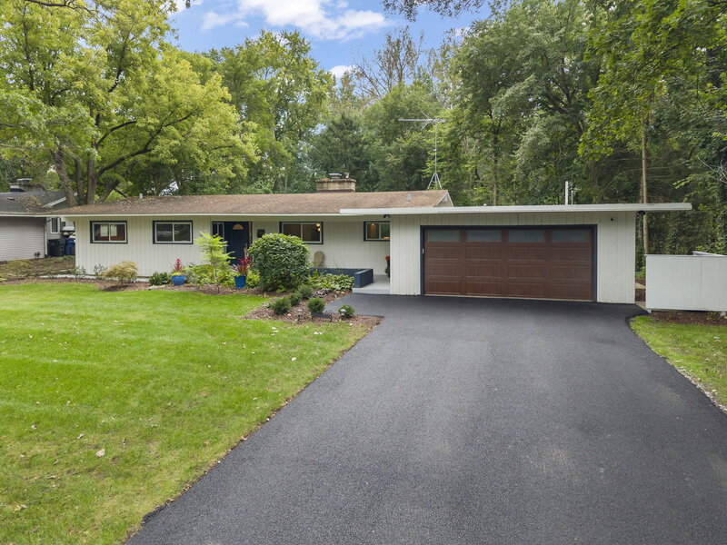 60 Golden Larch Court Naperville IL 60540