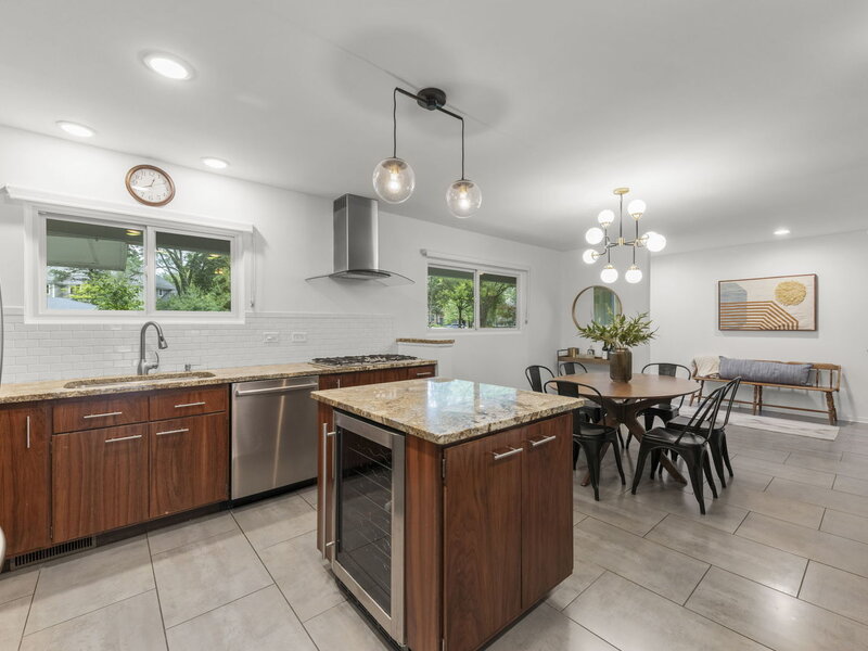 60 Golden Larch Court Naperville IL 60540