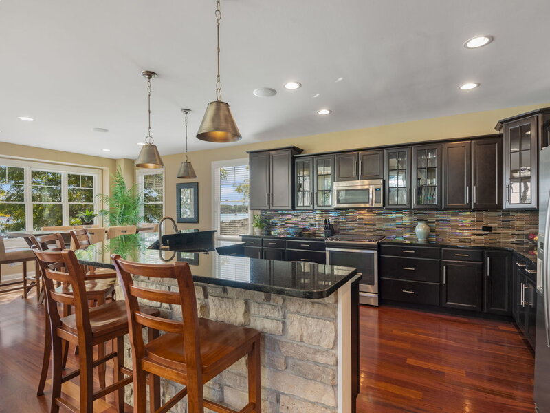 937 N Shore Drive Crystal Lake IL 60014