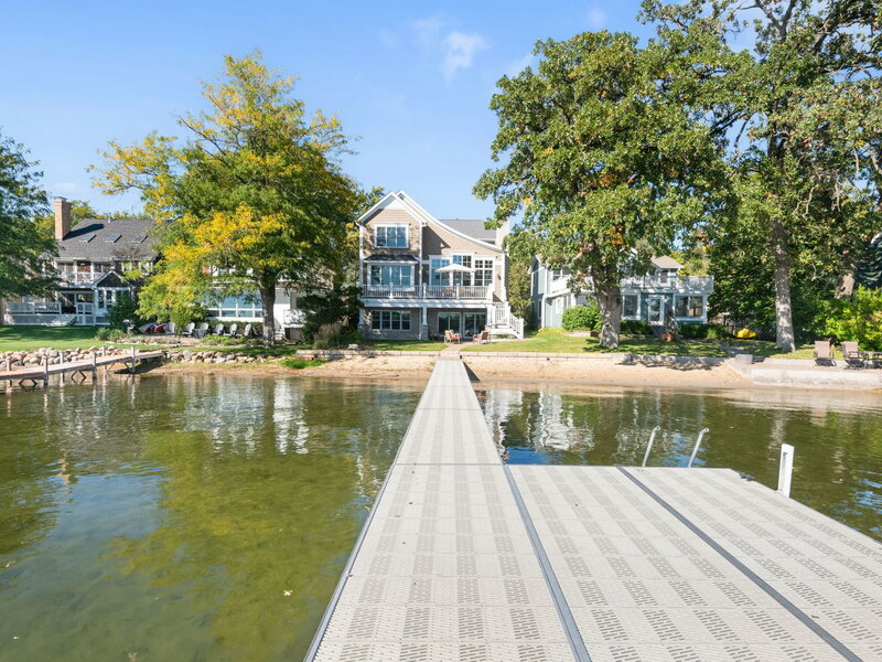 937 N Shore Drive Crystal Lake IL 60014