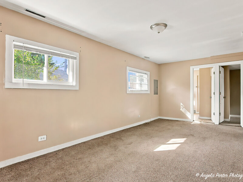 420 Washington Park Waukegan IL 60085