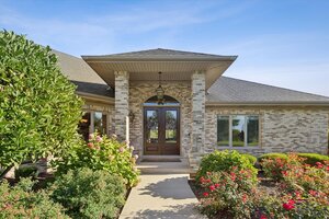 Photo of 25860 Prairie Hill Lane Plainfield IL 60585