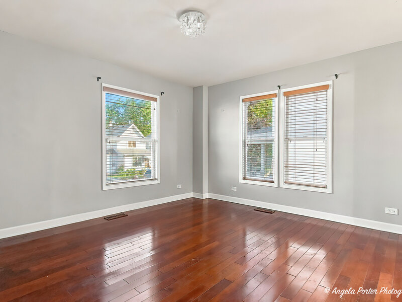 407 4th Street Waukegan IL 60085