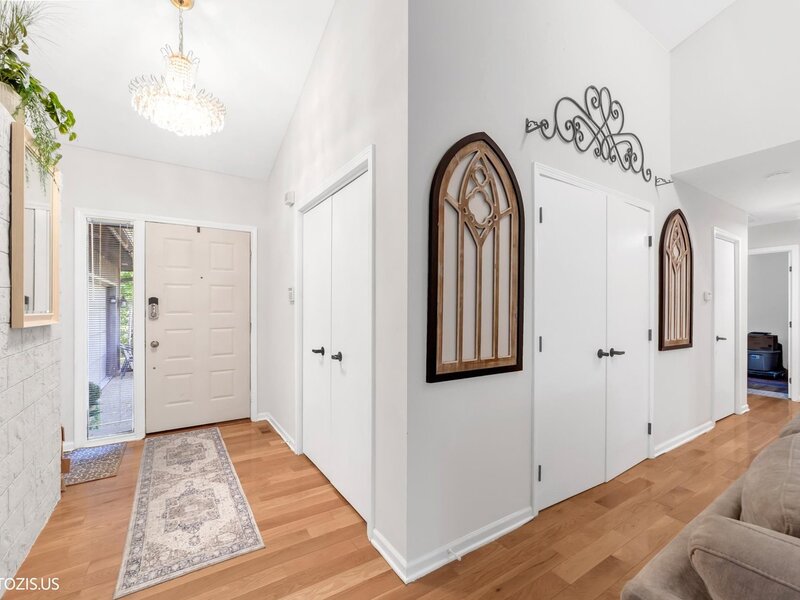 34017 N Lakeside Drive Grayslake IL 60030