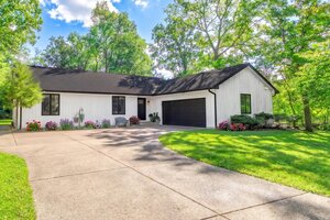 Photo of 34017 N Lakeside Drive Grayslake IL 60030