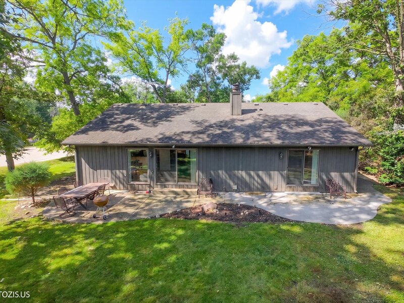 34017 N Lakeside Drive Grayslake IL 60030