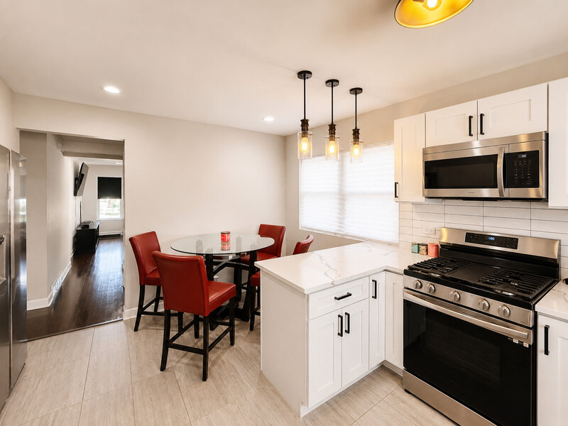 12520 S Yale Avenue Chicago IL 60628