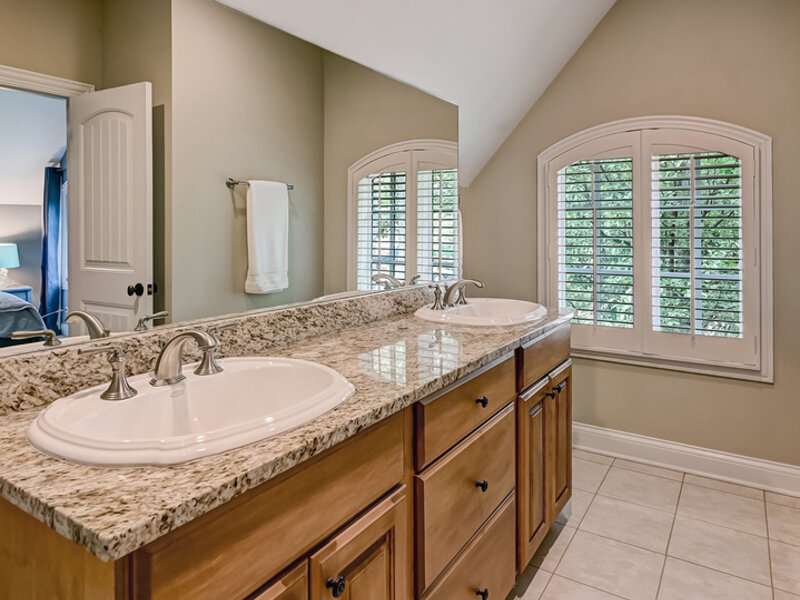 121 S Stough Street Hinsdale IL 60521