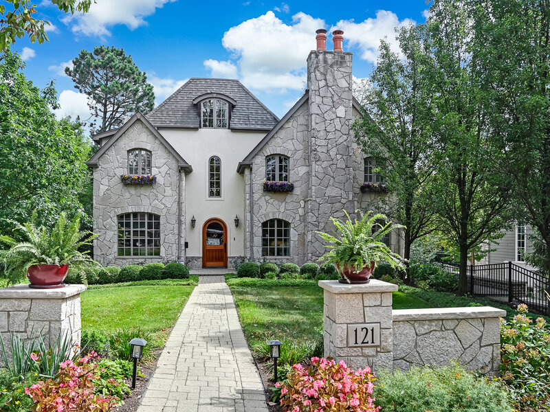 121 S Stough Street Hinsdale IL 60521
