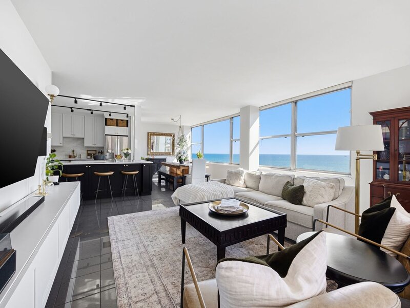 1000 N Lake Shore Drive Chicago IL 60611