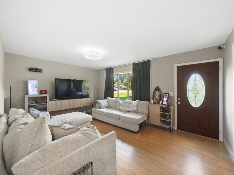 4259 Lake Park Avenue Gurnee IL 60031