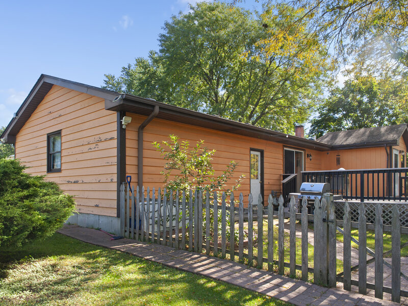 4259 Lake Park Avenue Gurnee IL 60031