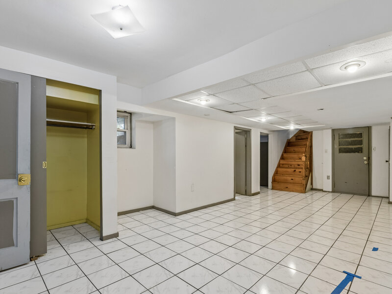 5700 N Artesian Avenue Chicago IL 60659