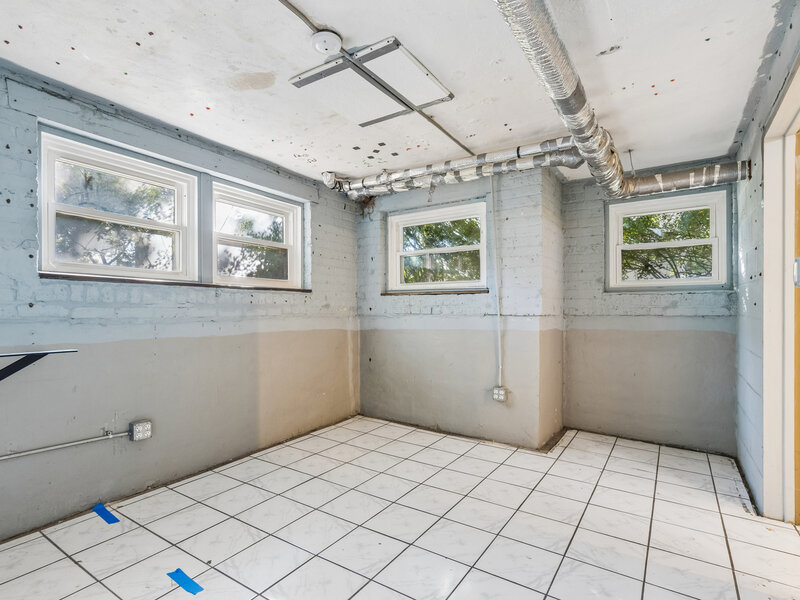 5700 N Artesian Avenue Chicago IL 60659