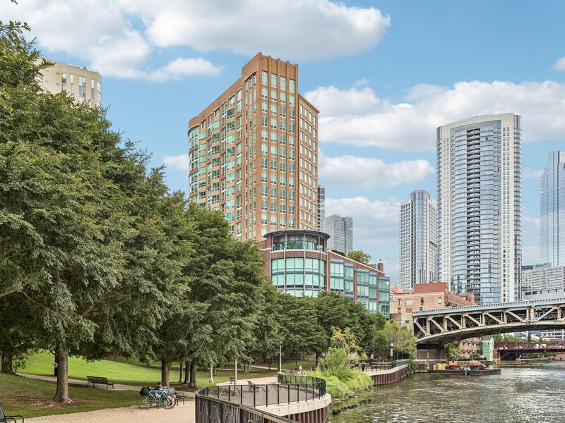 600 N Kingsbury Street Chicago IL 60654