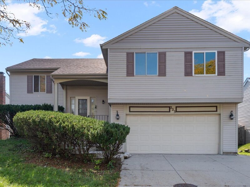 223 Augusta Drive Vernon Hills IL 60061