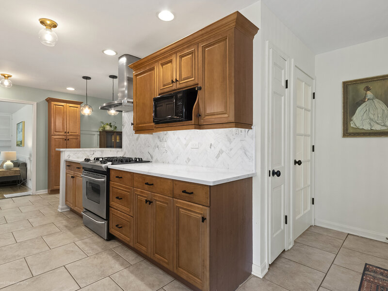 420 Hobby Avenue Frankfort IL 60423