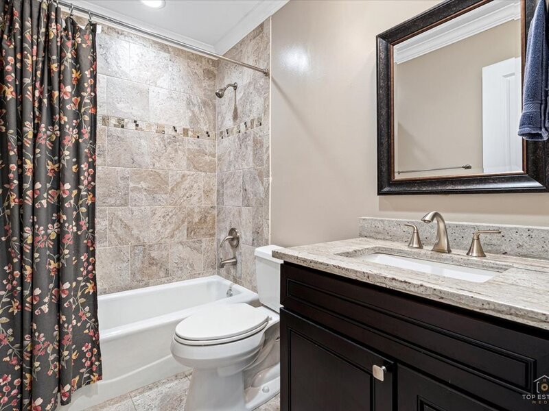 1804 71st Street Downers Grove IL 60516