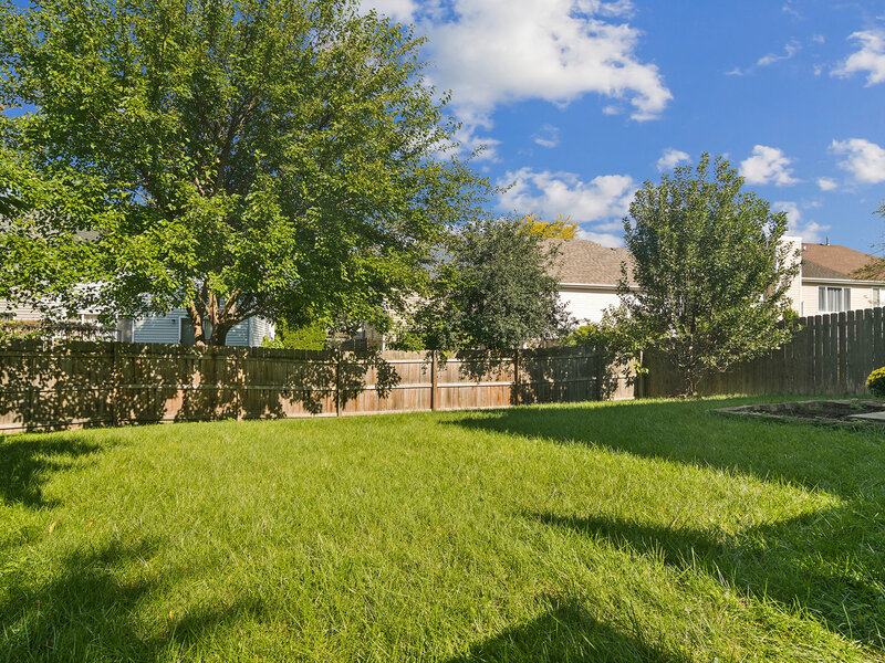 1432 Newport Lane Mundelein IL 60060