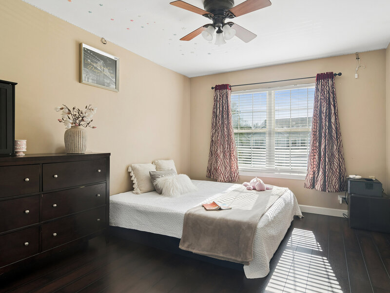 1432 Newport Lane Mundelein IL 60060