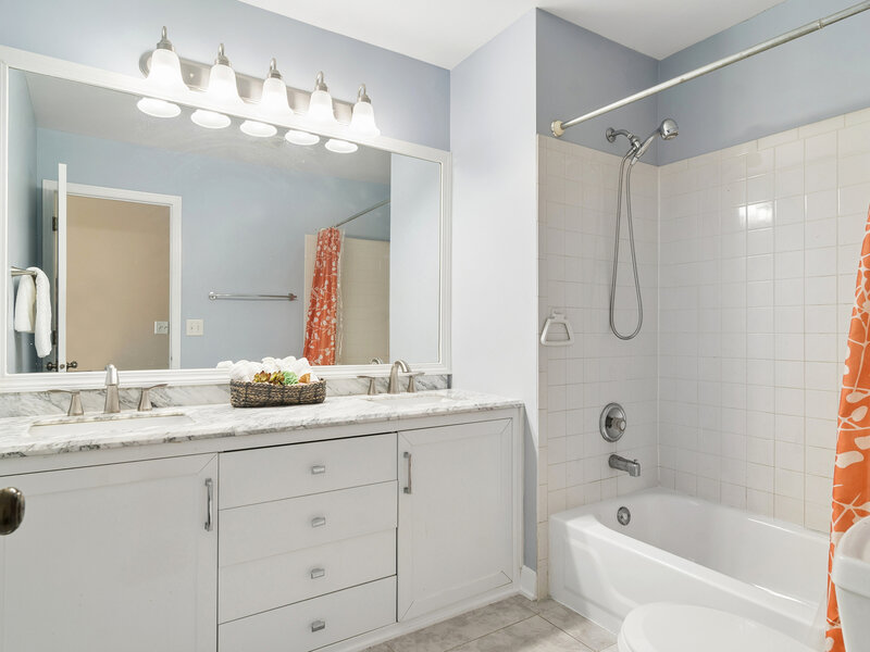 1432 Newport Lane Mundelein IL 60060
