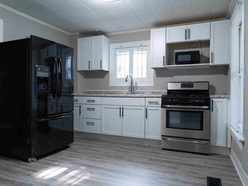 1432 W 6th Street Davenport IA 52802