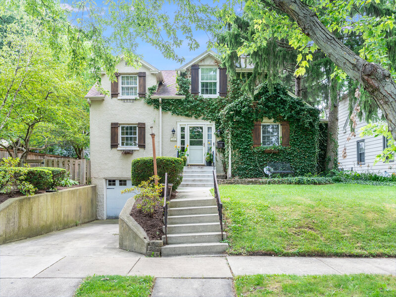 45 S Julian Street Naperville IL 60540