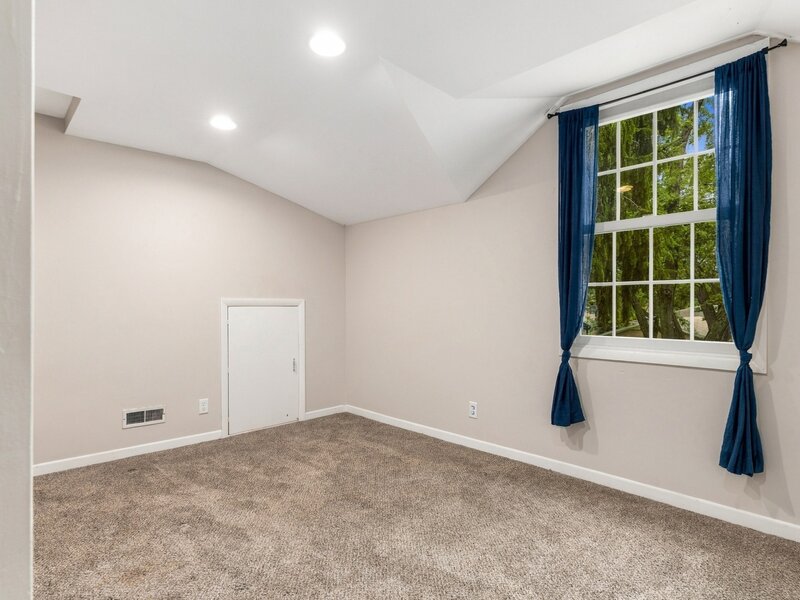 45 S Julian Street Naperville IL 60540