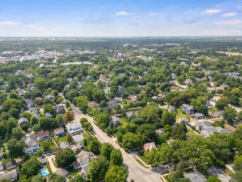 45 S Julian Street Naperville IL 60540