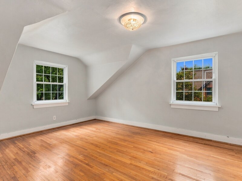 45 S Julian Street Naperville IL 60540