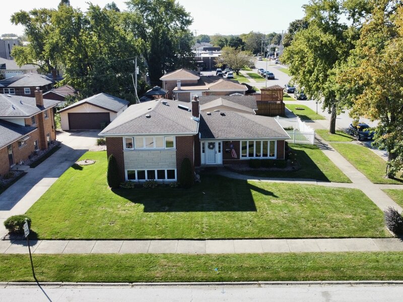 4537 W 102nd Street Oak Lawn IL 60453