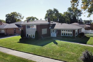 Photo of 4537 W 102nd Street Oak Lawn IL 60453