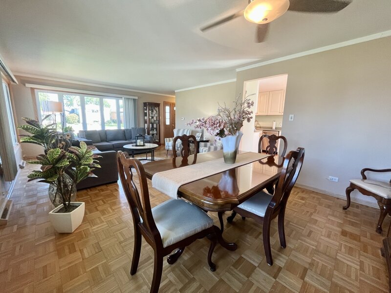 4537 W 102nd Street Oak Lawn IL 60453