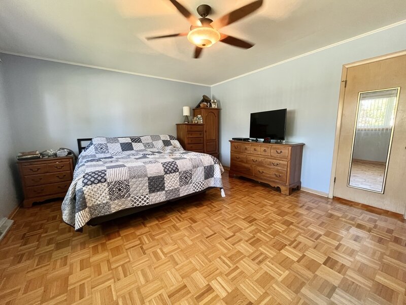 4537 W 102nd Street Oak Lawn IL 60453