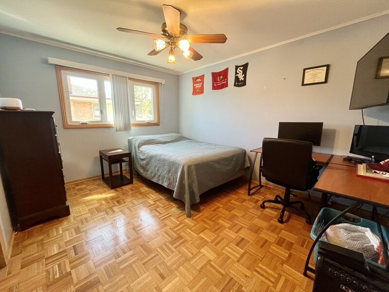 4537 W 102nd Street Oak Lawn IL 60453