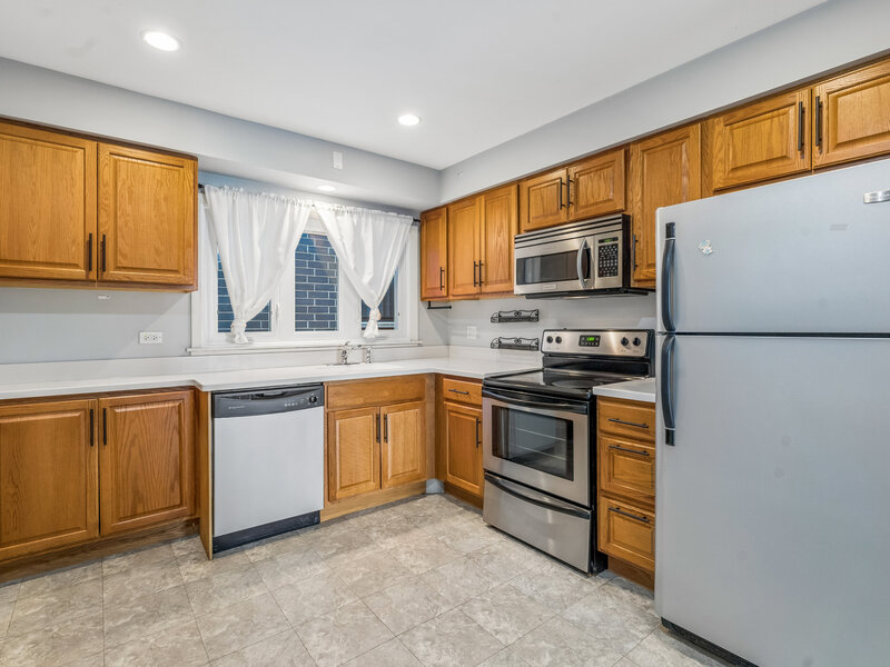 912 Hinman Avenue Evanston IL 60202