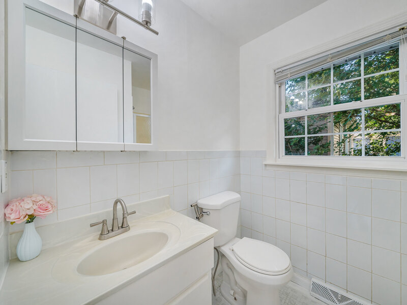 18026 Oakley Avenue Lansing IL 60438