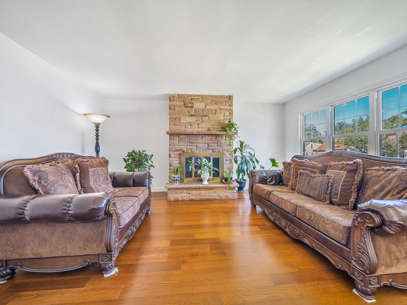18026 Oakley Avenue Lansing IL 60438