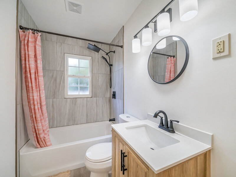18026 Oakley Avenue Lansing IL 60438