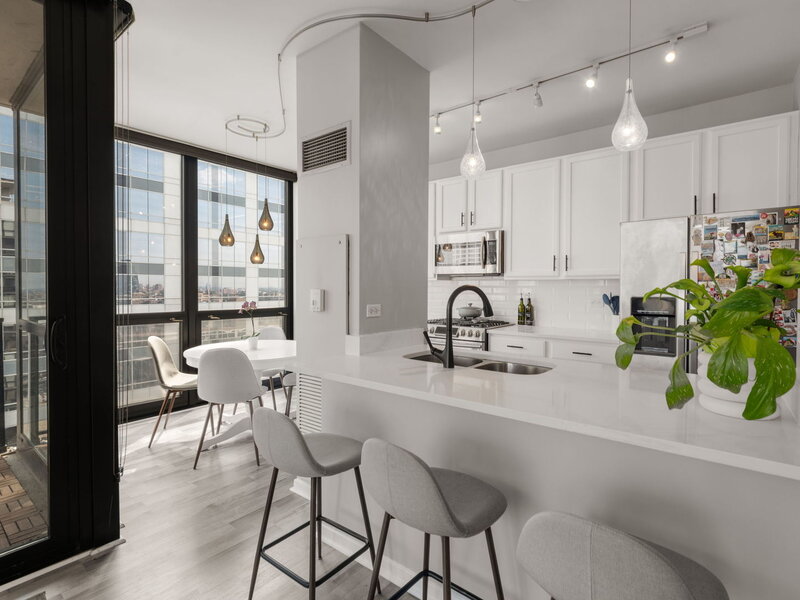 210 S Desplaines Street Chicago IL 60661