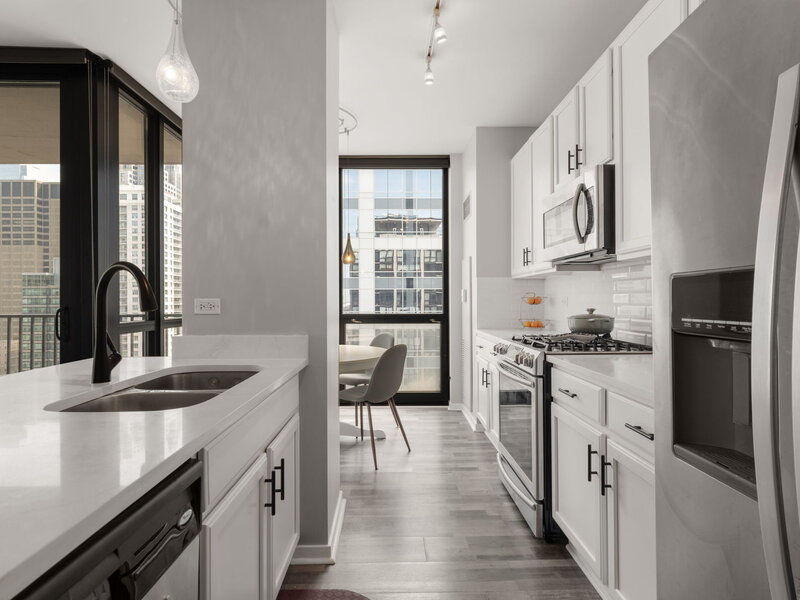 210 S Desplaines Street Chicago IL 60661