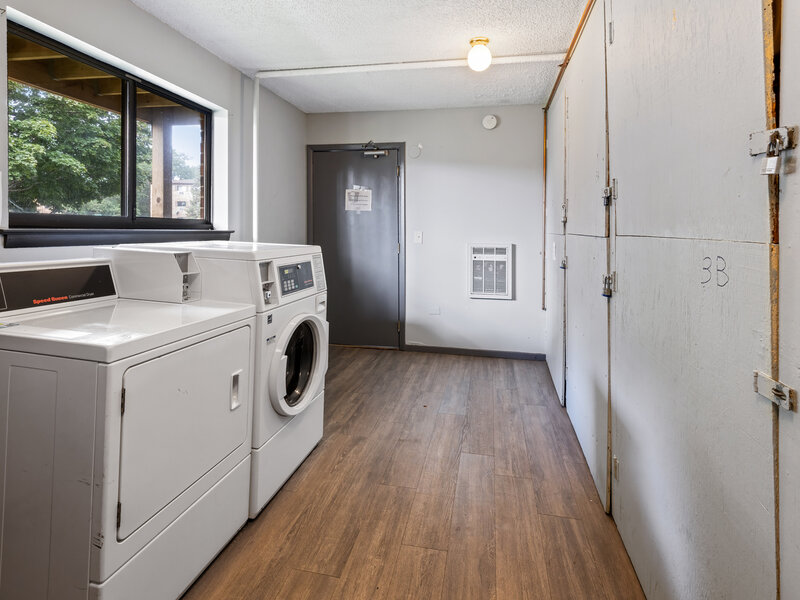 1472 Carol Court Palatine IL 60074