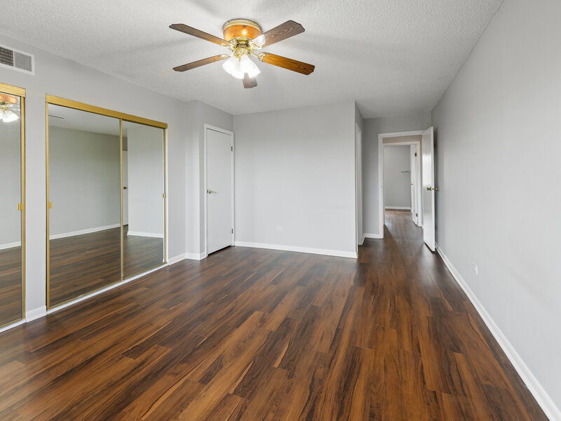 1472 Carol Court Palatine IL 60074