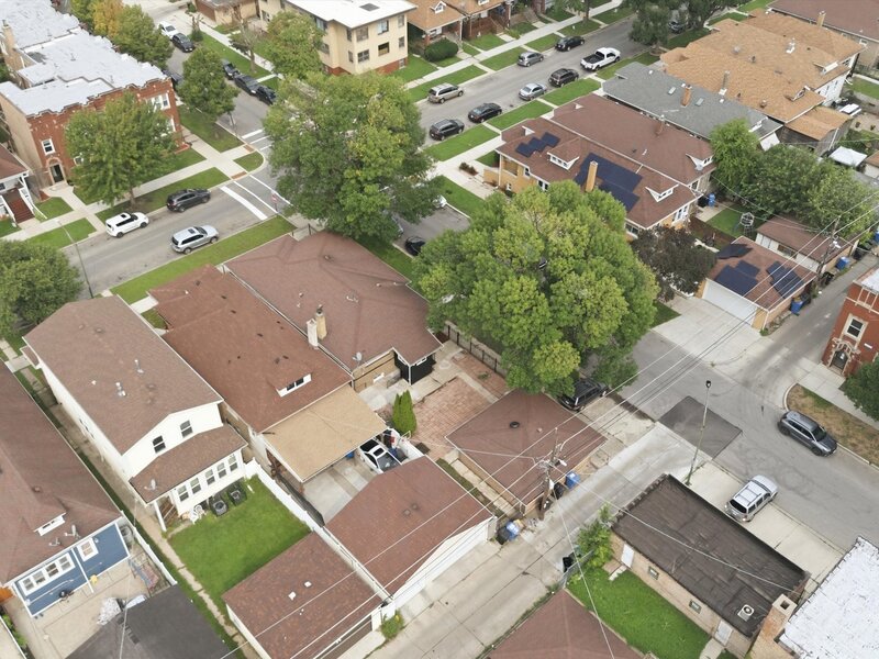 6601 S Francisco Avenue Chicago IL 60629