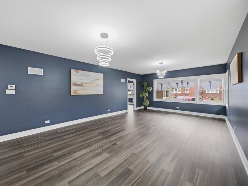 6601 S Francisco Avenue Chicago IL 60629