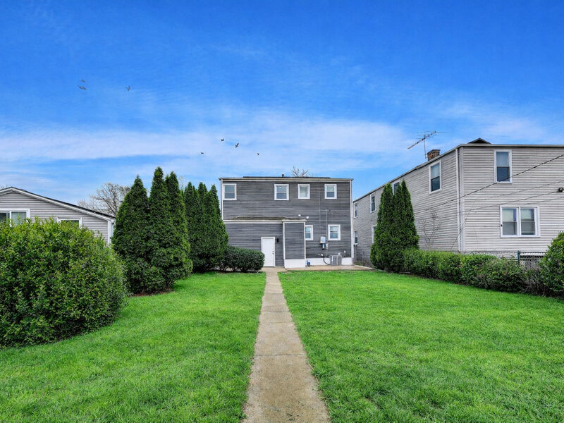 2227 Foster Street Evanston IL 60201