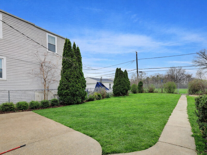 2227 Foster Street Evanston IL 60201