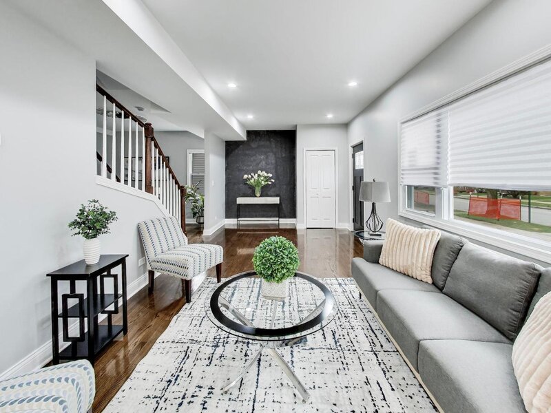 2227 Foster Street Evanston IL 60201
