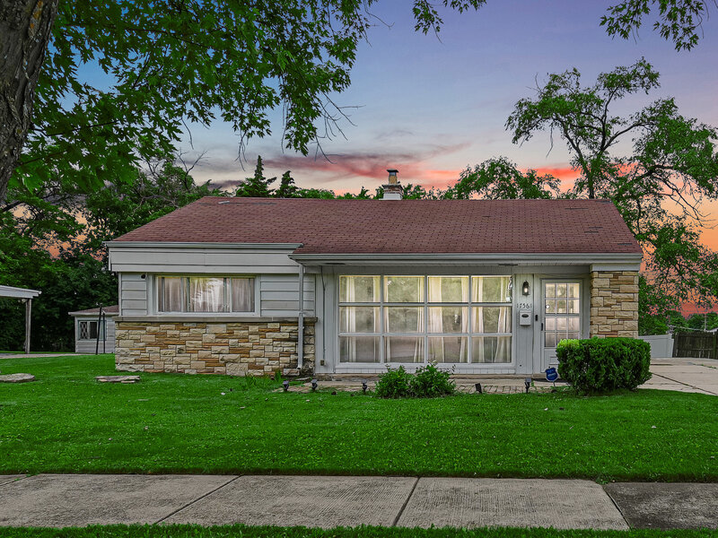 17561 Sycamore Drive Homewood IL 60430